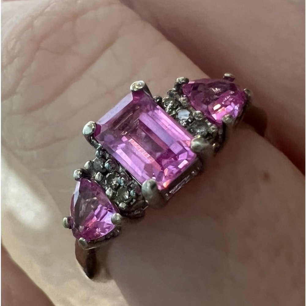 Vintage Genuine Diamonds Pink Sapphire Ring Size is about a 5. See photos - Picture 12 of 13